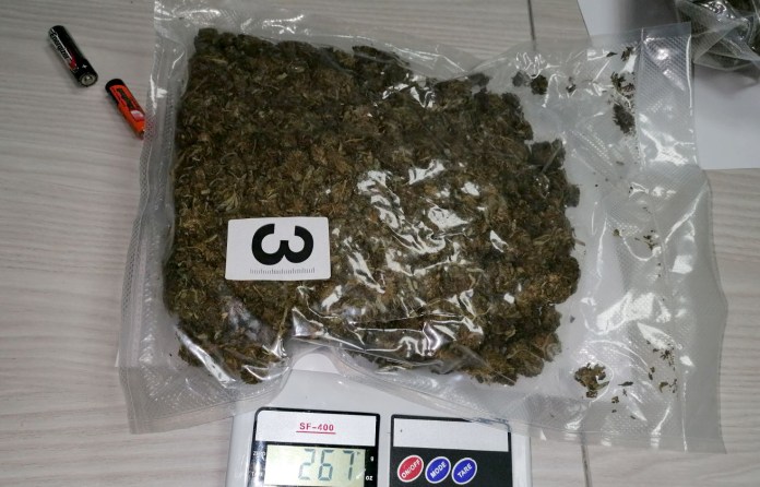 granicna-policija-zaplenila-vise-od-kilograma-marihuane,-uhapsene-dve-osobe