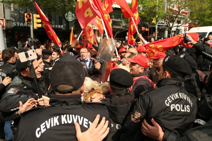prvi-maj-u-turskoj:-policija-privela-desetine-demonstranata