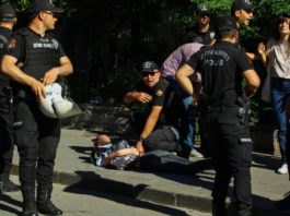 turska-policija-prekinula-prajd-u-ankari,-uhapseno-najmanje-30-osoba