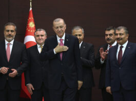 erdogan-predstavio-novu-vladu,-cavusoglu-vise-nije-ministar-spoljnih-poslova