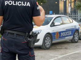 uperio-pistolj-u-policajce,-pa-ga-uhapsili